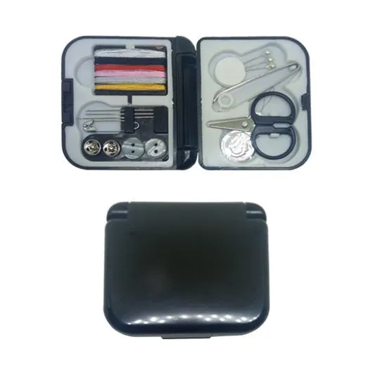 Needle & Thread Travel Kit